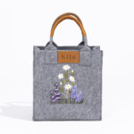 Torba na zakupy z haftem szafirków, stokrotek, lawendy